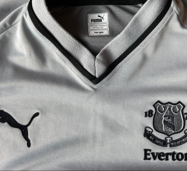 Vintage 2000s Puma Everton Away Jersey 2001/02 Large