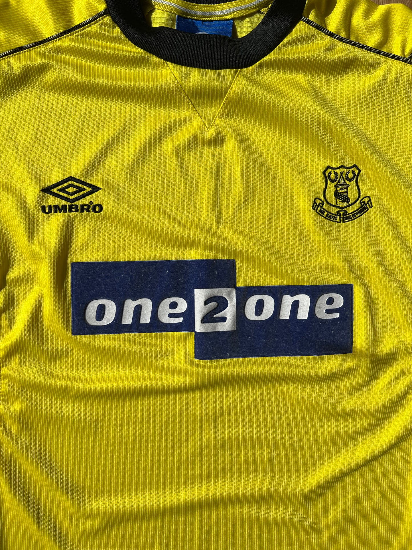 Vintage 90s Umbro Everton Away Jersey 1999/00 Large