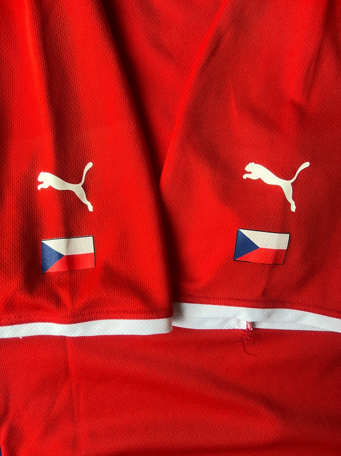 Puma Czechia (Czech Republic) Home Jersey 2000 Large