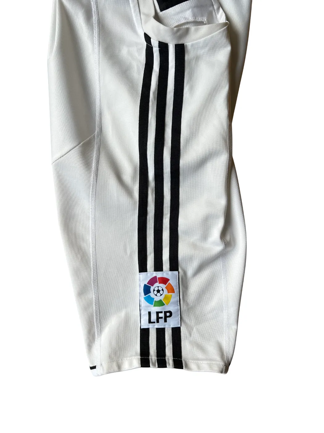 Vintage 2000s Adidas Real Madrid Home Jersey 2003/04 Small LFP Patch