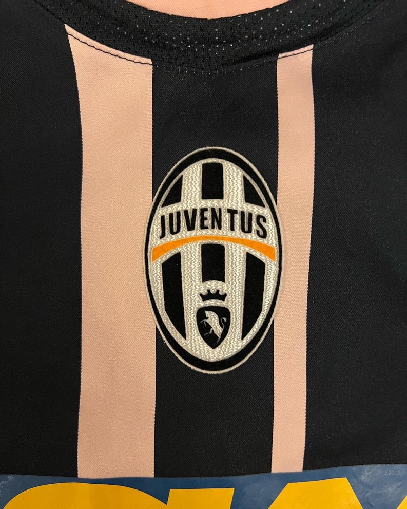 Vintage Nike Total 90 Juventus Away Jersey 2004/05 Small