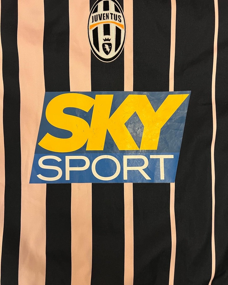 Vintage Nike Total 90 Juventus Away Jersey 2004/05 Small