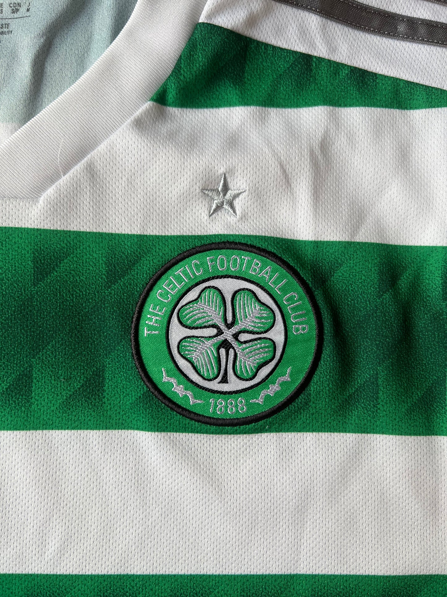 Adidas Celtic Home Jersey 2022/23 Small No Sponsor