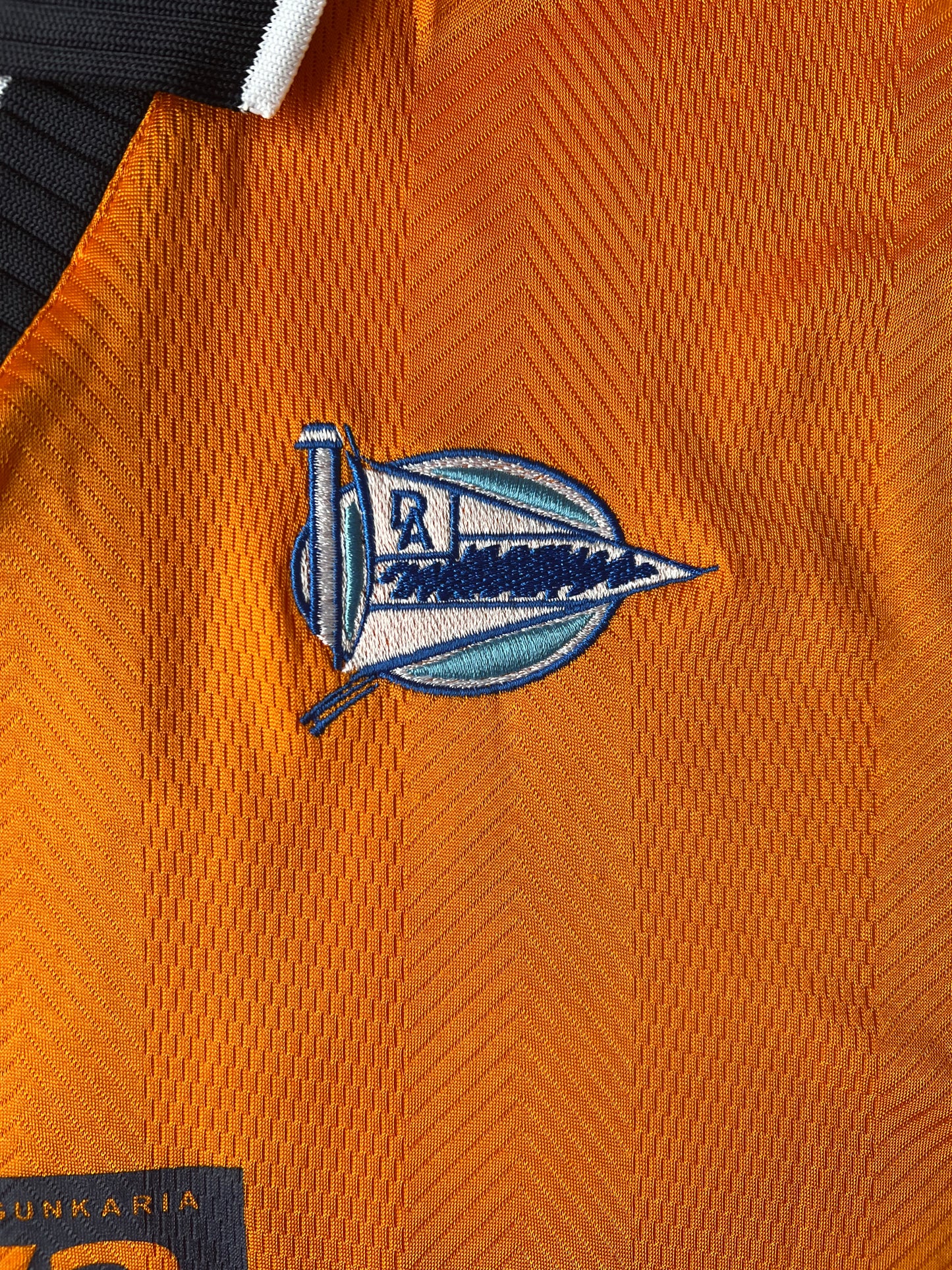 Match Worn Luanvi Deportivo Alavés Away Jersey 1999-02 XL #11