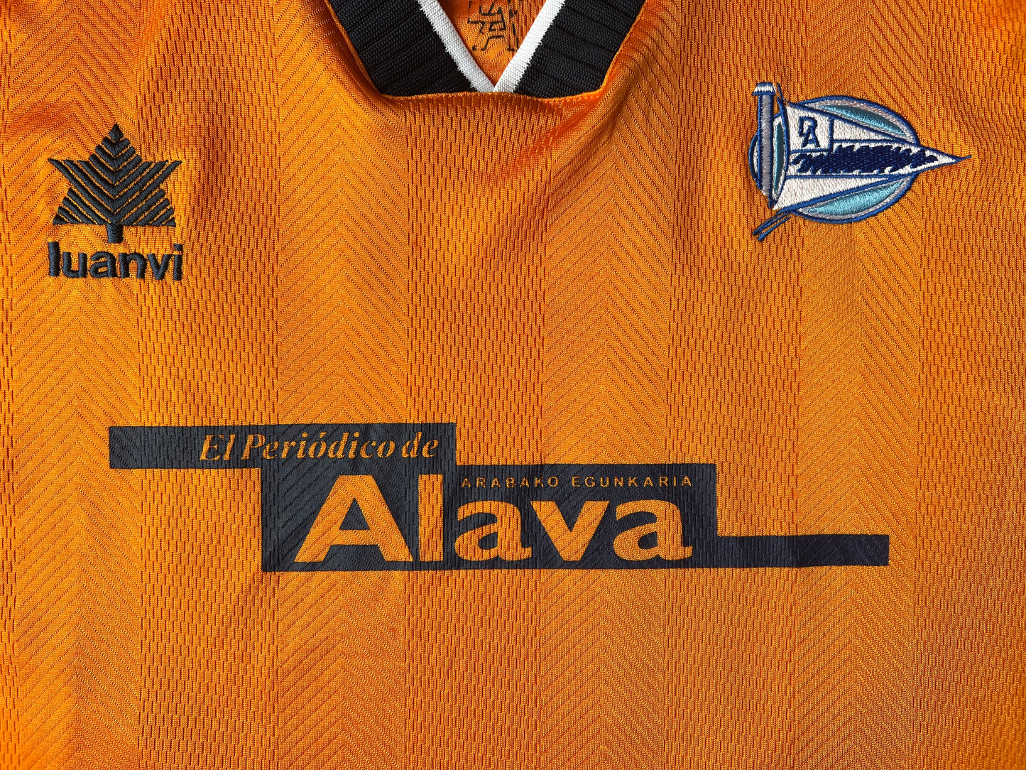 Match Worn Luanvi Deportivo Alavés Away Jersey 1999-02 XL #11