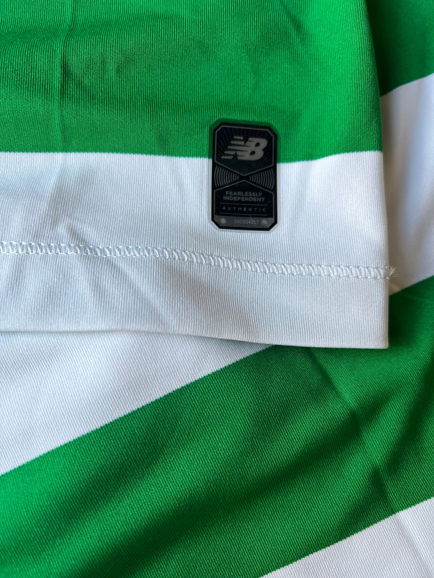 New Balance Celtic Home Jersey 2019/20 Medium - Brand new with tags