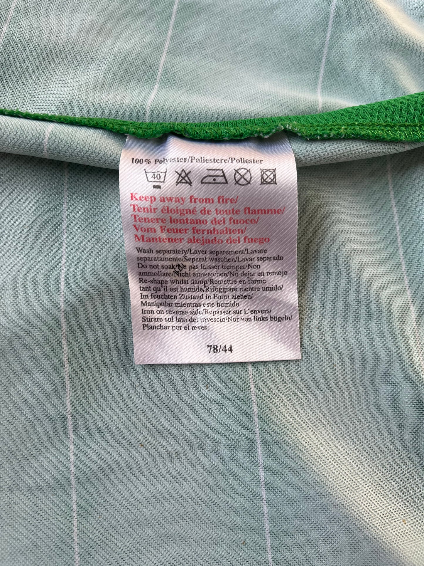 Vintage Umbro Ireland Home Jersey 2003 Small