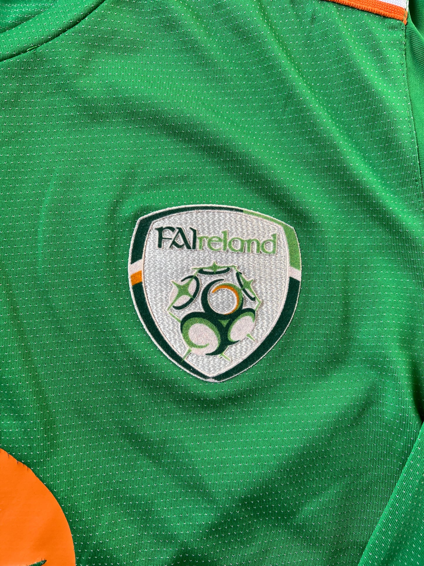 Vintage Umbro Ireland Home Jersey 2004 Small Long Sleeve