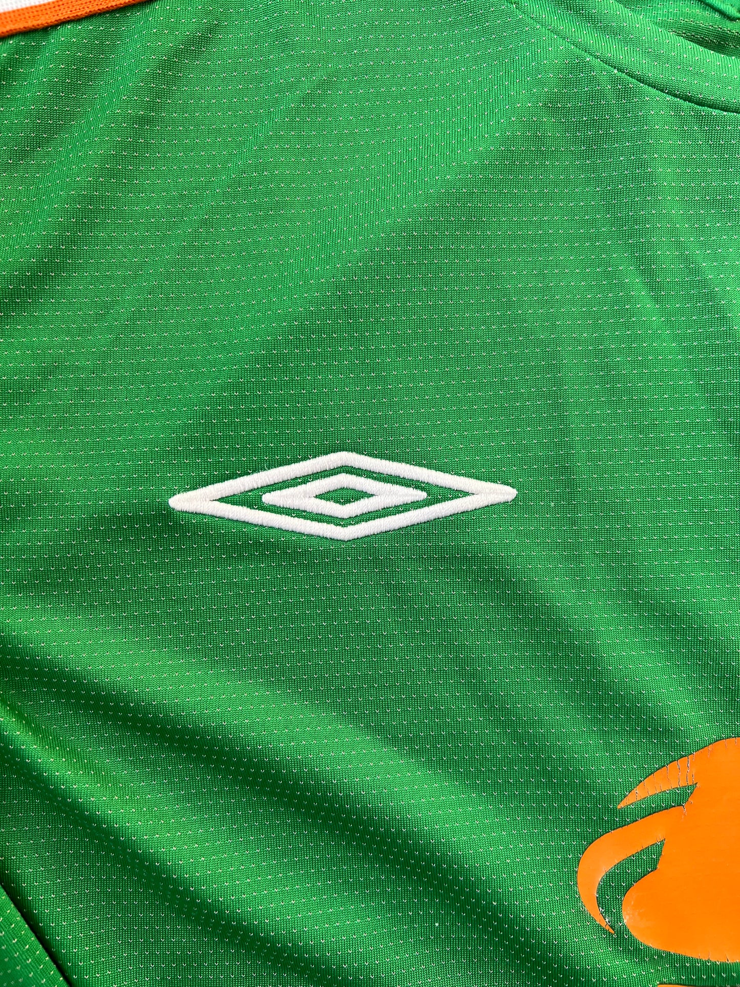 Vintage Umbro Ireland Home Jersey 2004 Small Long Sleeve