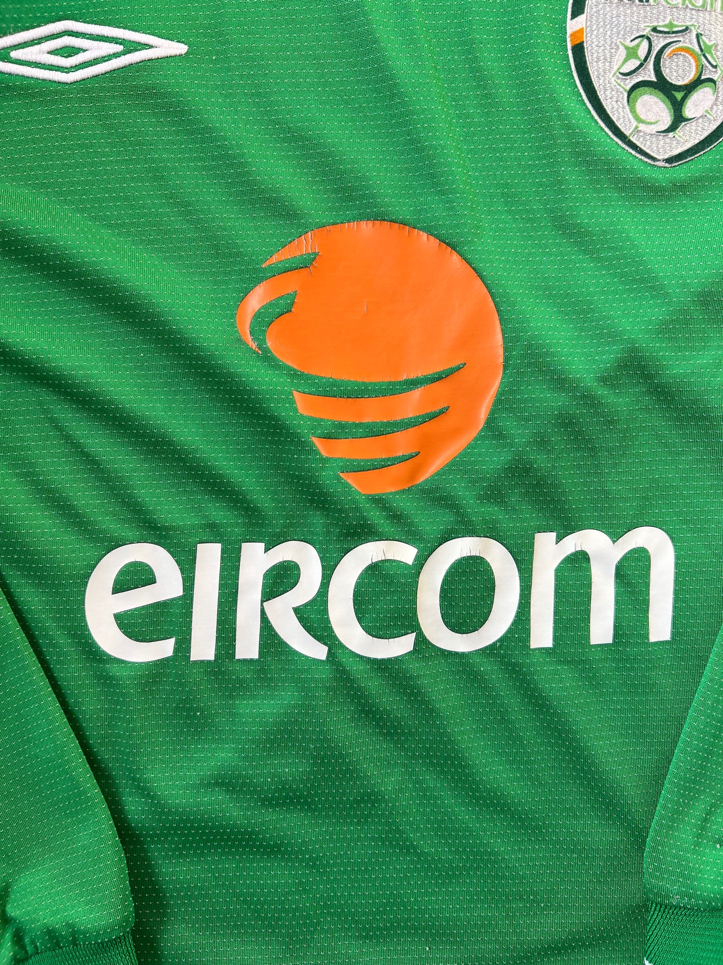 Vintage Umbro Ireland Home Jersey 2004 Small Long Sleeve