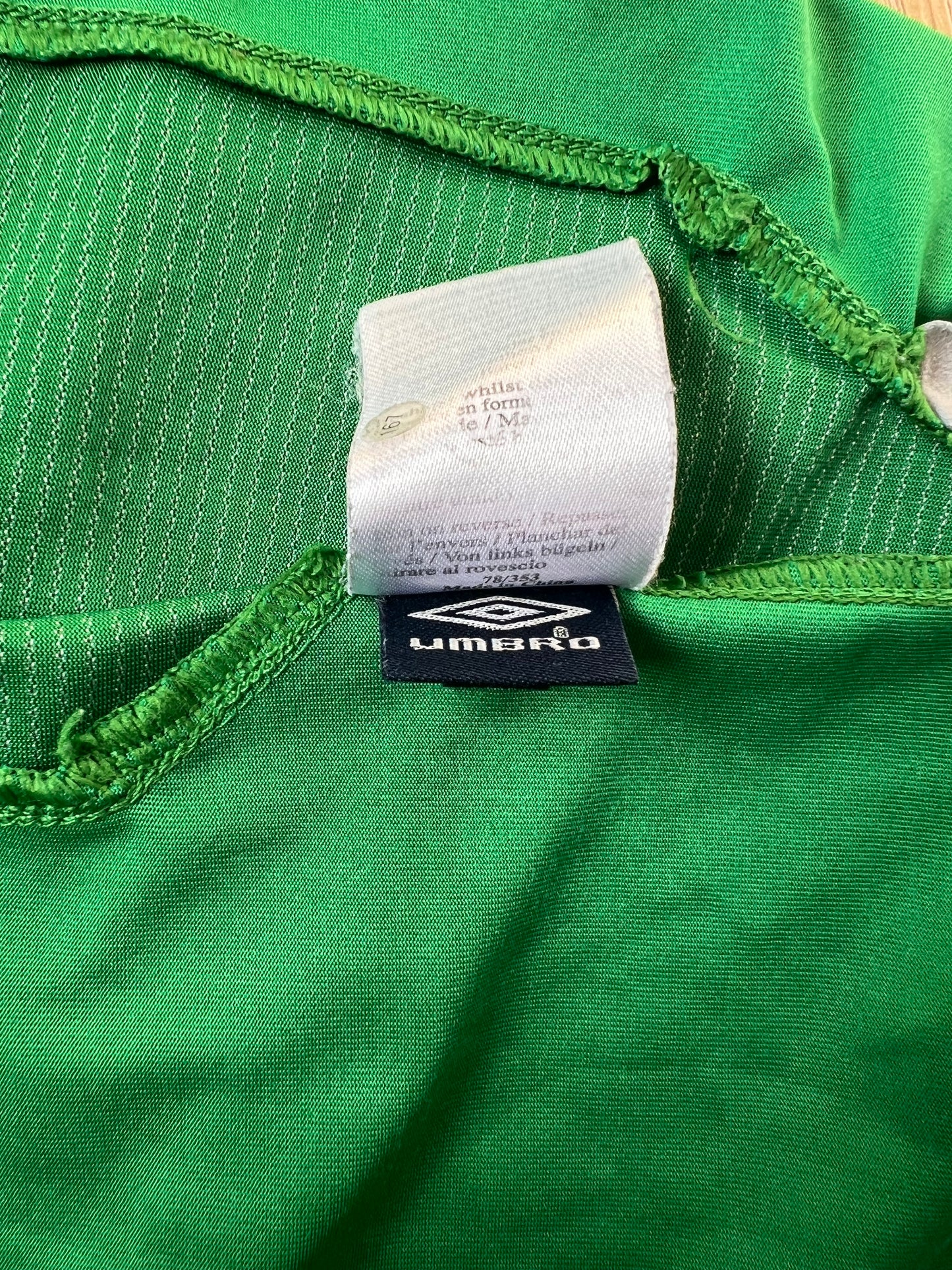 Vintage Umbro Ireland Home Jersey 2004 Small Long Sleeve