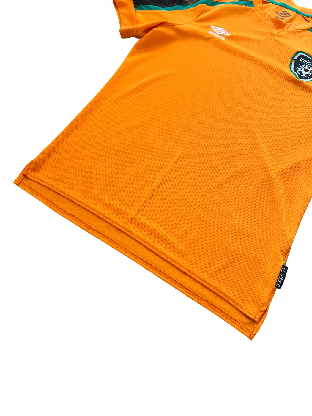 Umbro Ireland Away Jersey 2022 Medium