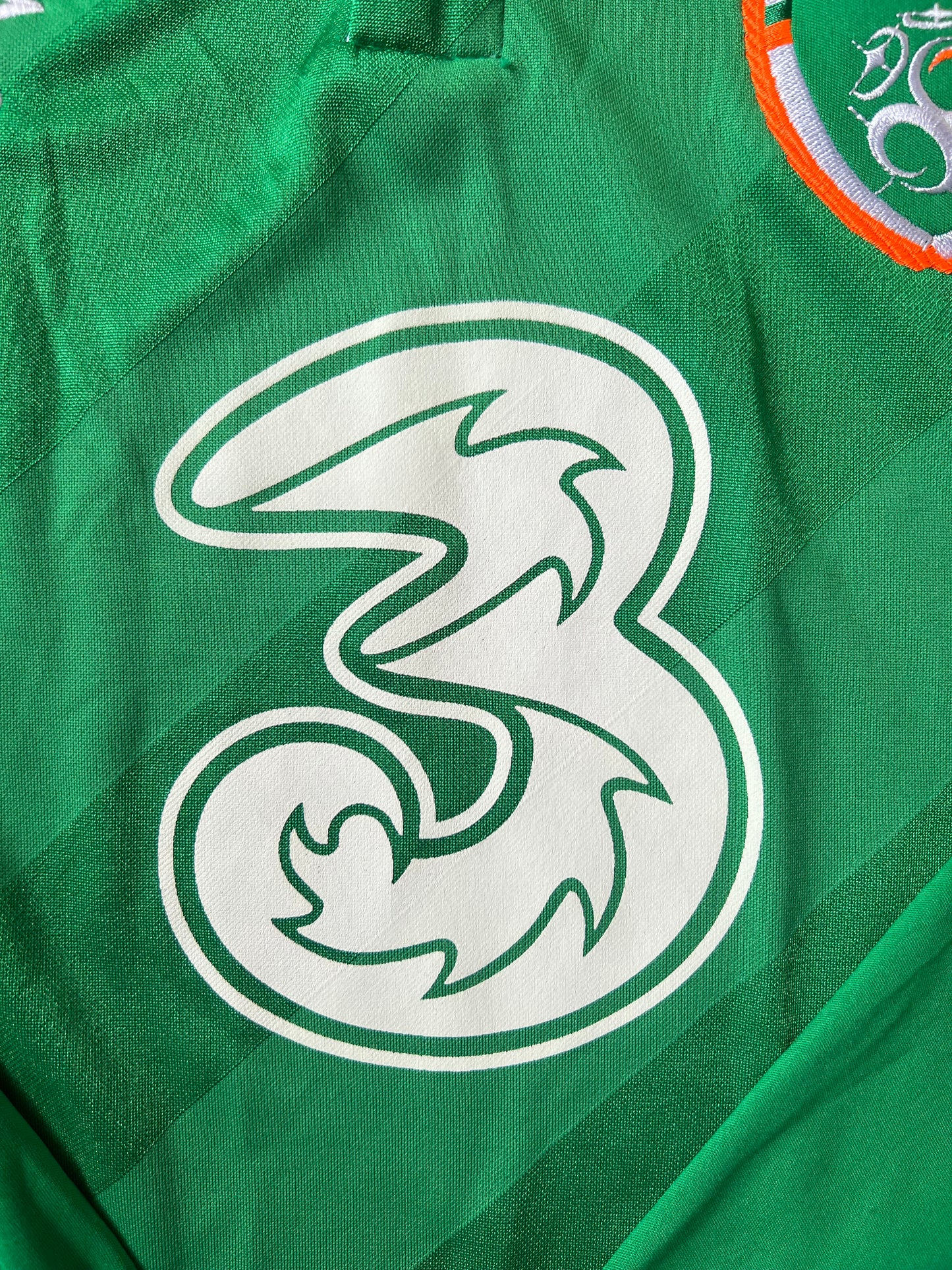 Umbro Ireland Home Jersey 2016 Small Long Sleeve